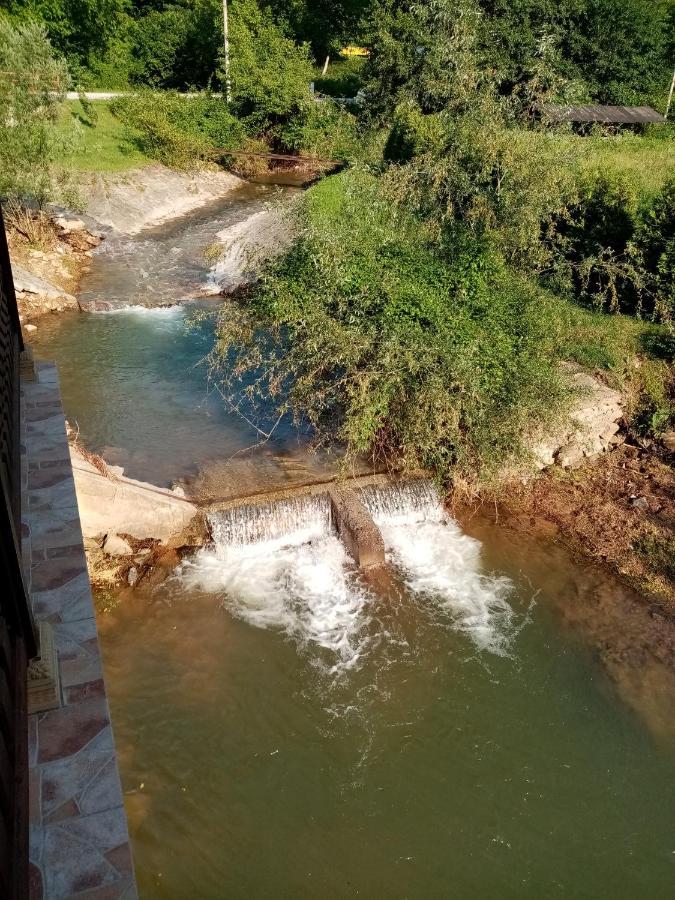 Guesthouse Smiljanic Slavkovica エクステリア 写真