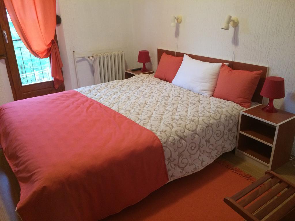 Guesthouse Smiljanic Slavkovica エクステリア 写真